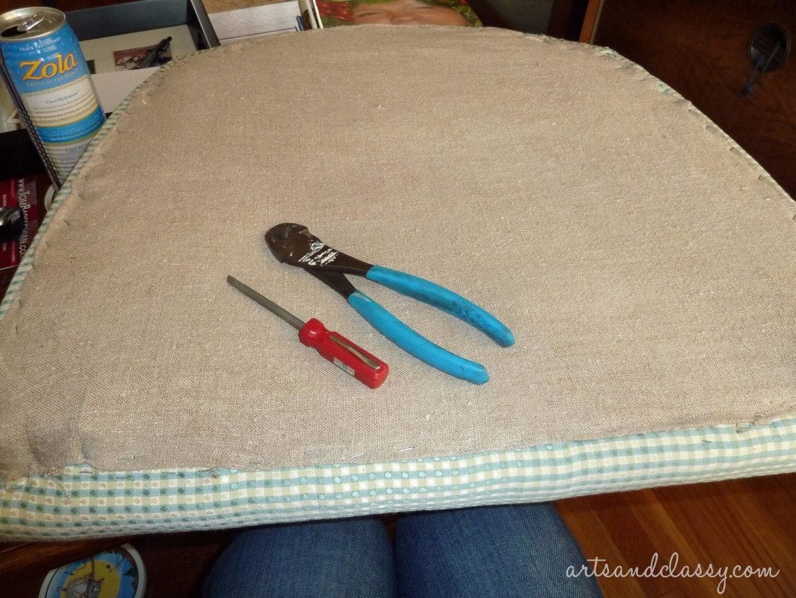 Cane_Back_Chair_Makeover_Tutorial_Step_By_Step_Arts_and_Classy_blog_27