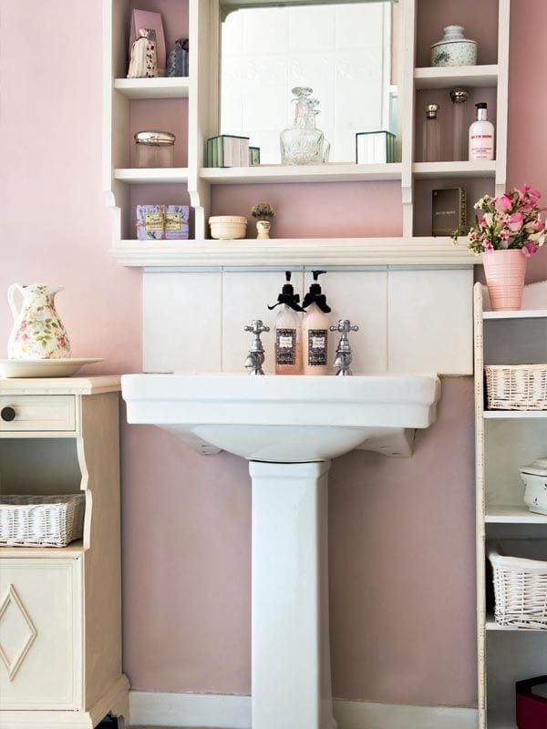 30+ Genius Ideas for Better Small Bathroom Storage • Craving Some