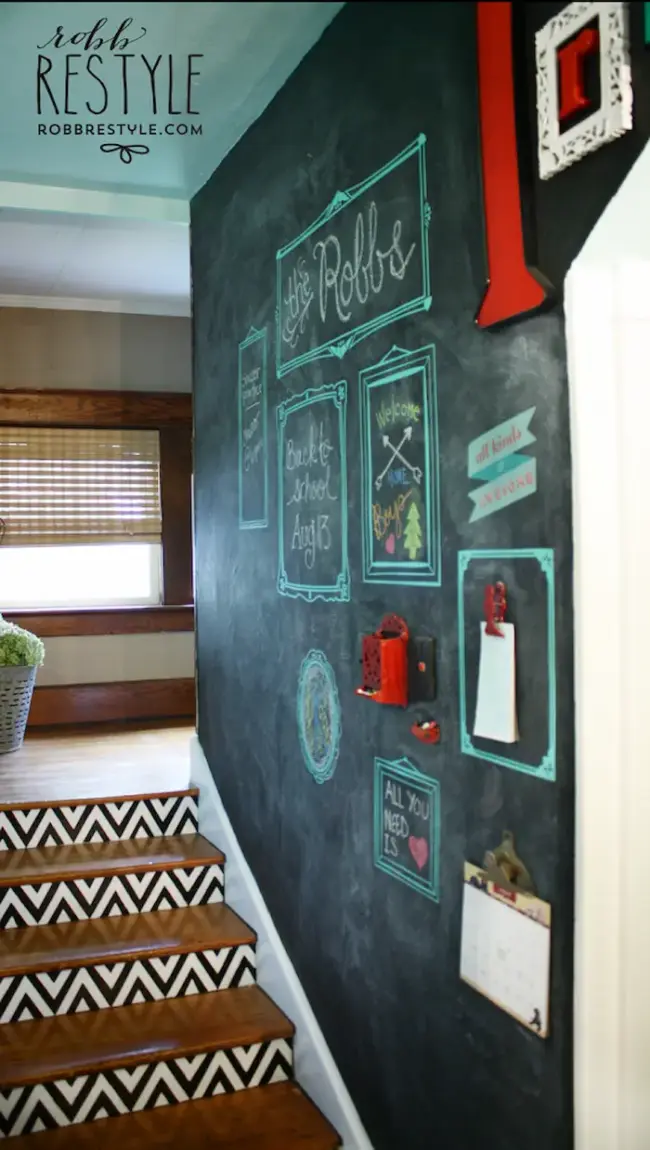 Discover 13 creative chalkboard sign ideas for your next project! From home decor to events, get inspired with our ultimate chalkboard sign inspiration.