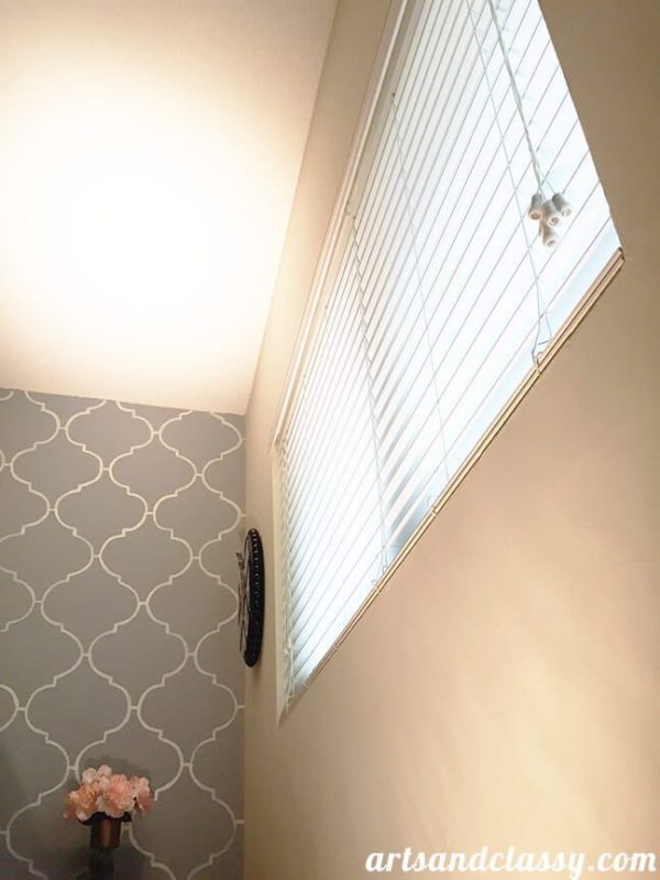 How to Decorate a Room Without Windows – Arts and Classy