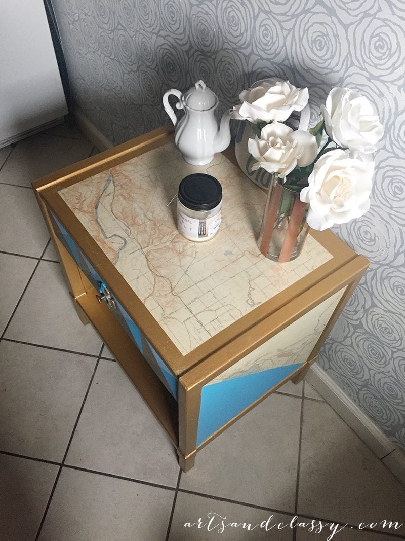 Mid Century Modern Table Geometric Painted with Modern Masters Metallic Paint via www.artsandclassy.com-02