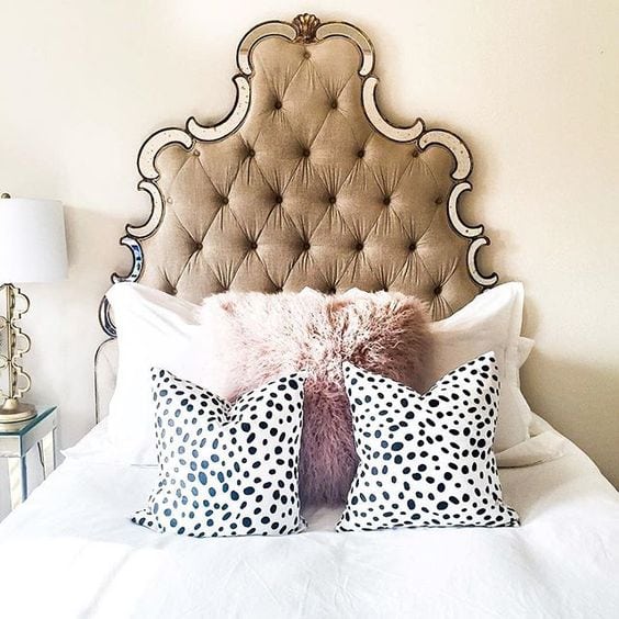 How To Decorate Your Bedroom & Theme it Around Your Fun Personality - Pillows