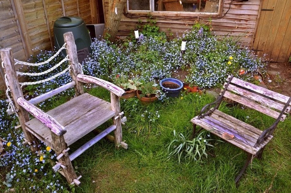 How to Brighten Your Space Just in Time for Spring - garden furniture