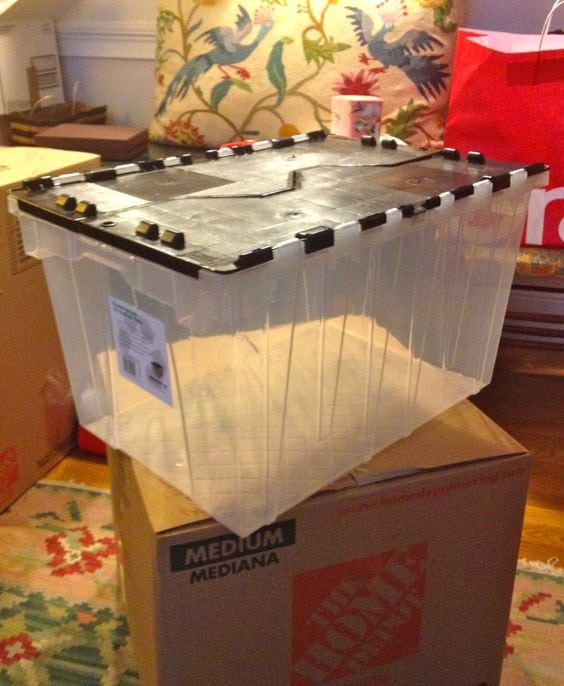 Plastic containers for moving
