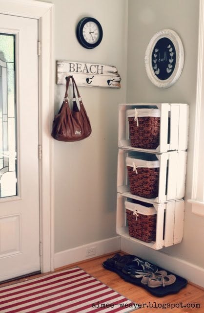 5 SOLUTIONS FOR A SMALL STORAGE ENTRYWAY IN AN APARTMENT