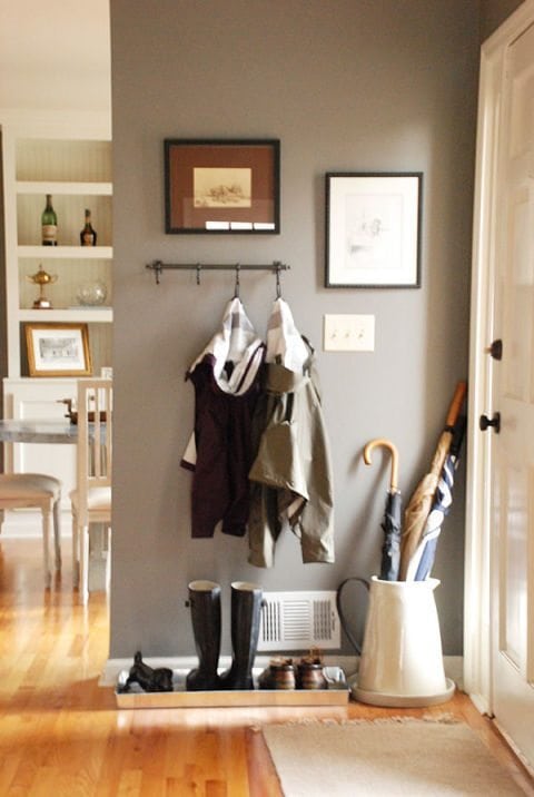 5 SOLUTIONS FOR A SMALL STORAGE ENTRYWAY IN AN APARTMENT