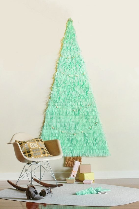 13 Creative ways to build a Christmas tree in small apartments