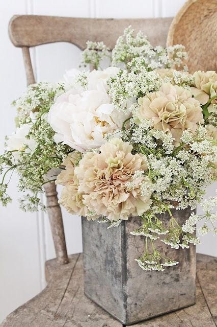 My Favorite Flower Arrangement Hacks for Home + Events