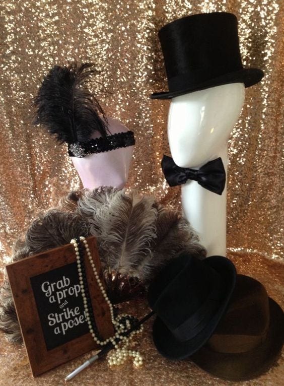 Throw an Unforgettable Gatsby Party Ideas on a Budget with these DIY Ideas  – Arts and Classy