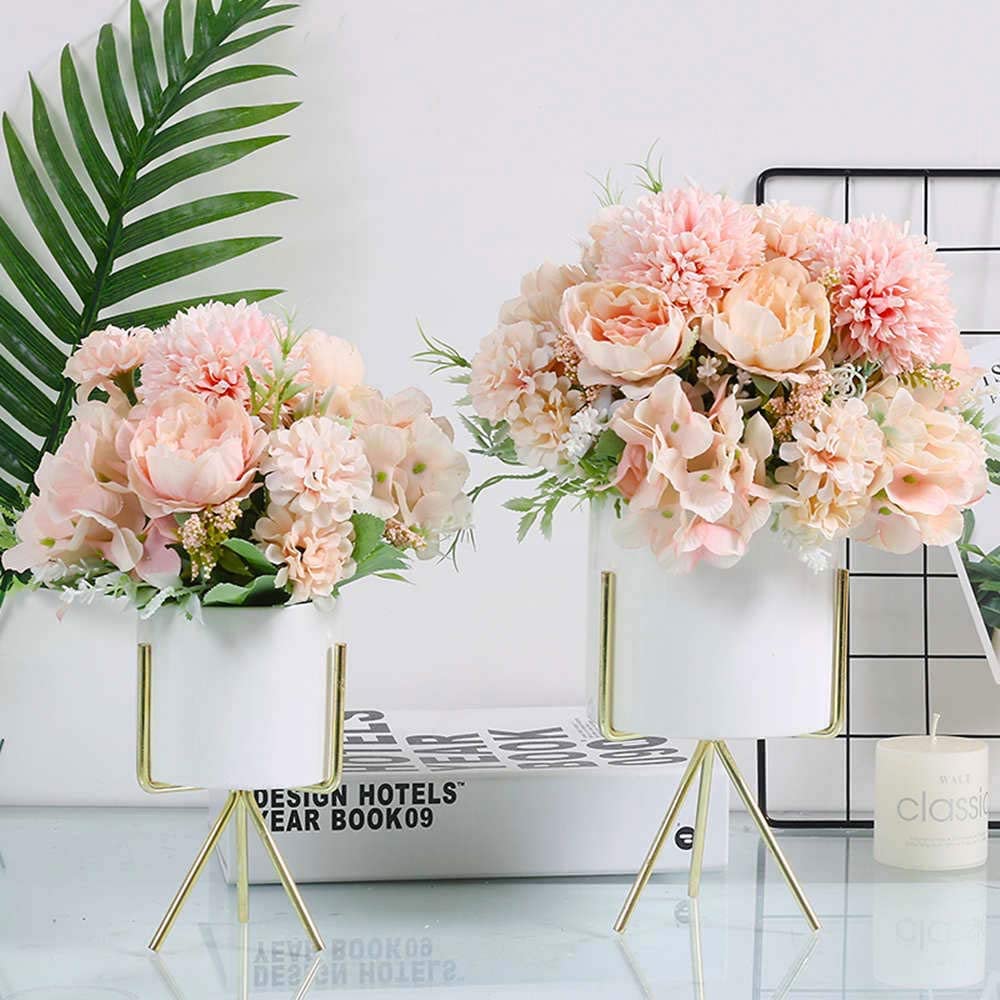 Decorate on a Dime: Creative Spring Decor Ideas for Every Budget!