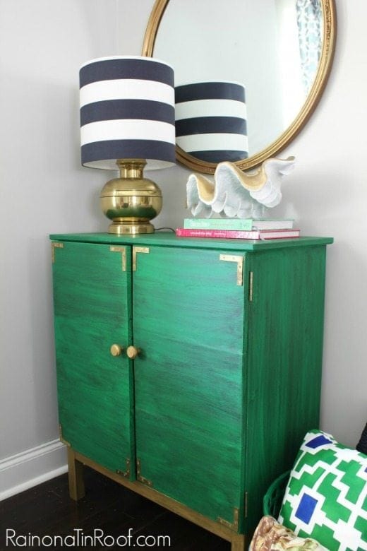 Ikea Tarva hack with green and gold accents - Green is a hot home decor trend right now, so check out these gorgeous furniture flips. Furniture makeovers with all shades of green paint | Green painted furniture. 