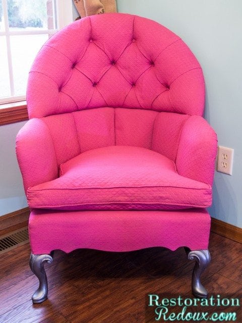 Pretty Pink Furniture Makeover Projects - how to paint on fabric - pink armchair