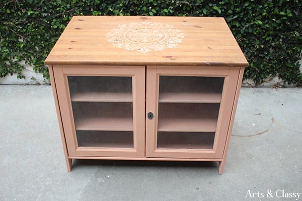 Gratitude Mandala Stenciled Cabinet Makeover #DIYfurniture #furnitureflip #mandala #gratitude