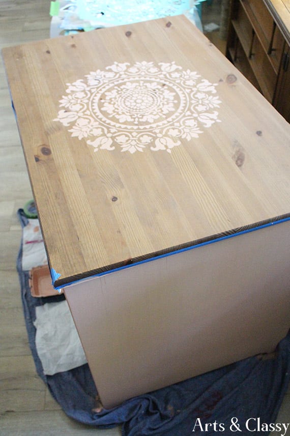 Gratitude Mandala Stenciled Cabinet Makeover #DIYfurniture #furnitureflip #mandala #gratitude