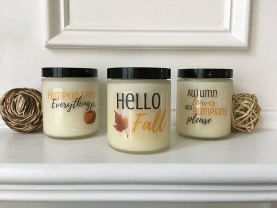 Get your home ready for Fall with these 21 budget-friendly and cozy Fall decor ideas! From easy DIY Fall wreaths to mantel decorating ideas, there's something for everyone. So get inspired and start decorating for Fall! fall decor ideas, fall decorating ideas, fall decor ideas for the home, fall decor ideas for living room, fall decor ideas for apartments, fall decorations ideas