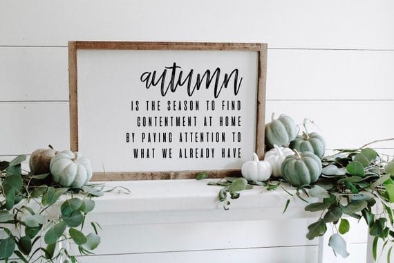 Get your home ready for Fall with these 21 budget-friendly and cozy Fall decor ideas! From easy DIY Fall wreaths to mantel decorating ideas, there's something for everyone. So get inspired and start decorating for Fall! fall decor ideas, fall decorating ideas, fall decor ideas for the home, fall decor ideas for living room, fall decor ideas for apartments, fall decorations ideas