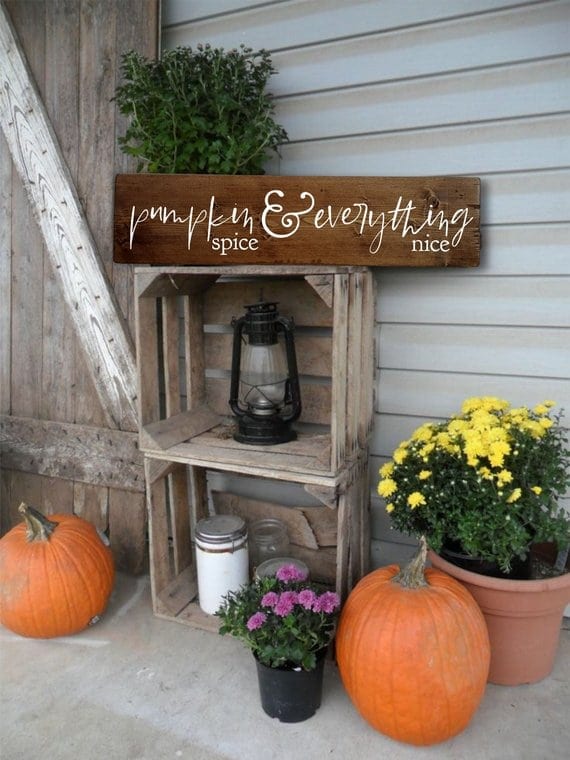 Get your home ready for Fall with these 21 budget-friendly and cozy Fall decor ideas! From easy DIY Fall wreaths to mantel decorating ideas, there's something for everyone. So get inspired and start decorating for Fall! fall decor ideas, fall decorating ideas, fall decor ideas for the home, fall decor ideas for living room, fall decor ideas for apartments, fall decorations ideas