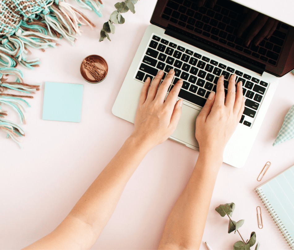 Blog essentials I wish I would have known about when I first began my journey. Do you want to grow and suture a successful blog or do you want to be a hobby blogger? This is the first real question you have to ask yourself.