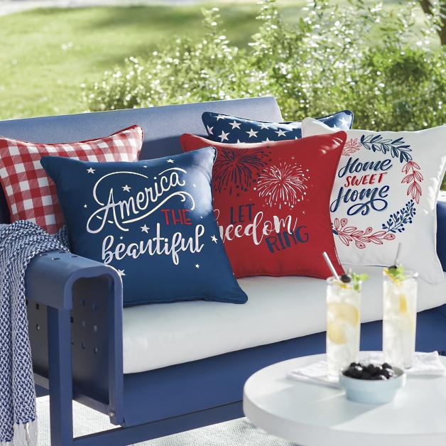 10 Absolutely Necessary Decorations For Any Labor Day Bash!