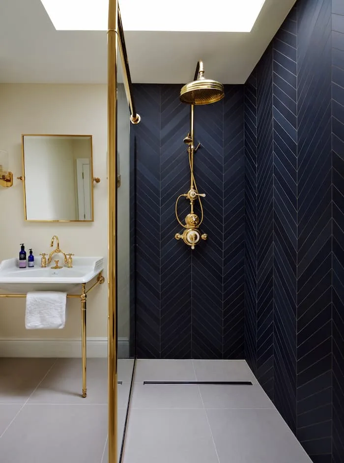 8 Essential Tips for Decorating a Navy Blue Bathroom on a Tight Budget - Change Out the Hardware