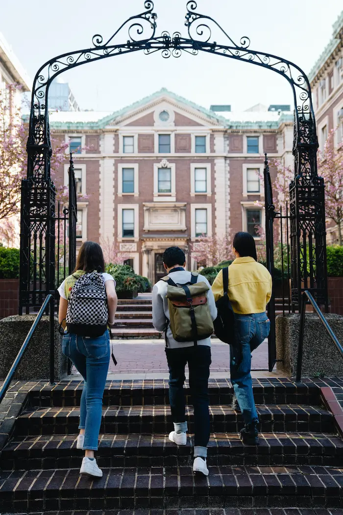 Ace your campus journey with our ultimate back-to-school checklist. Gear up for success and fun in college!
