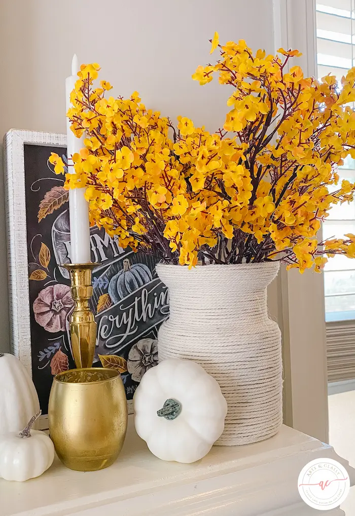 Effortless Chic: Achieve a Stylish Fall Vibe with These Easy Decorating Hacks