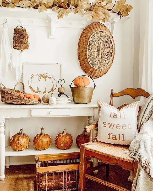 Create a warm and welcoming entryway for fall with these decor ideas. Your home will radiate coziness.
