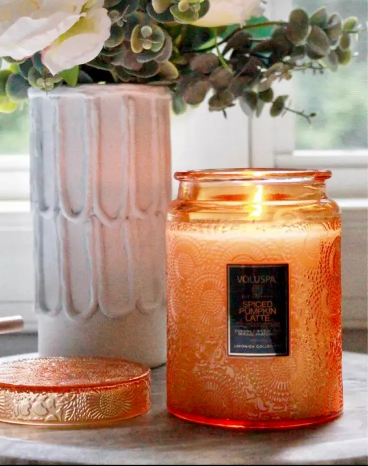 Fall Outdoor Decor: DIY Delights. Delight in DIY outdoor decor projects to celebrate fall.
