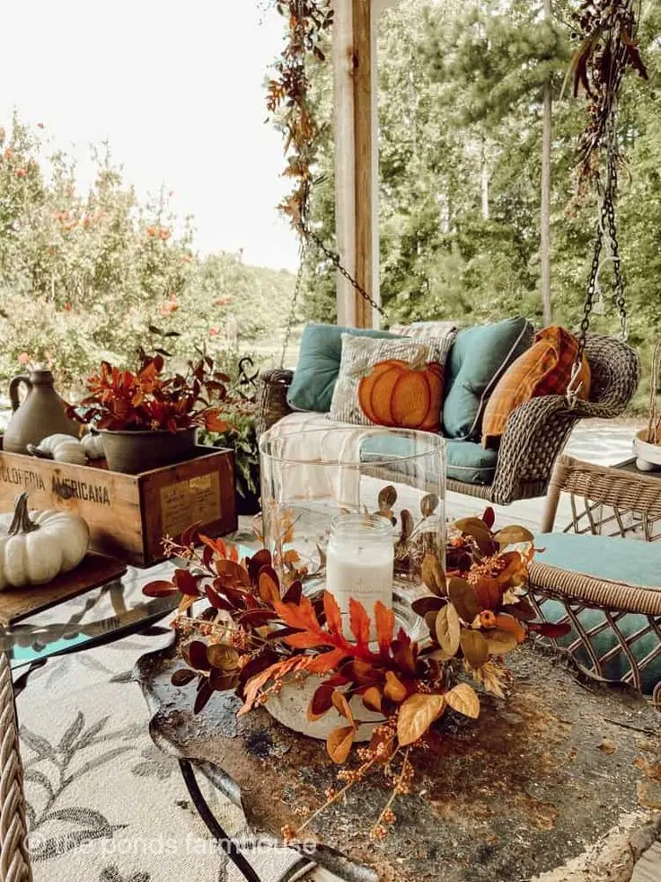 Inviting Outdoor Fall Decor: Welcome the Season. Welcome the season with inviting outdoor fall decor ideas.

