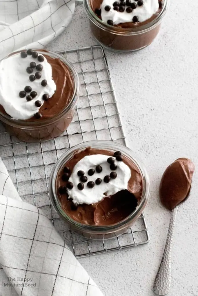 5 Ingredient No-Bake Chocolate Cheesecake Mousse (With Nutella)
