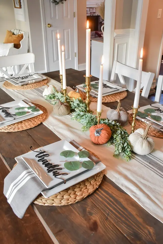 Thanksgiving Table Decorations Inspired by Nature	