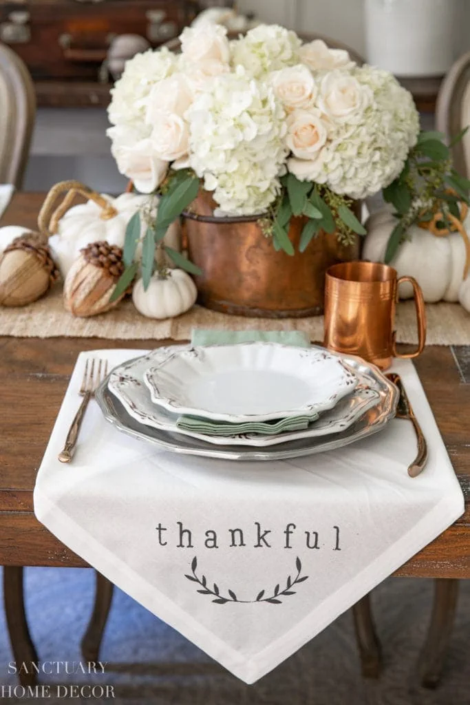 Thanksgiving Table Settings with Vintage Flair	