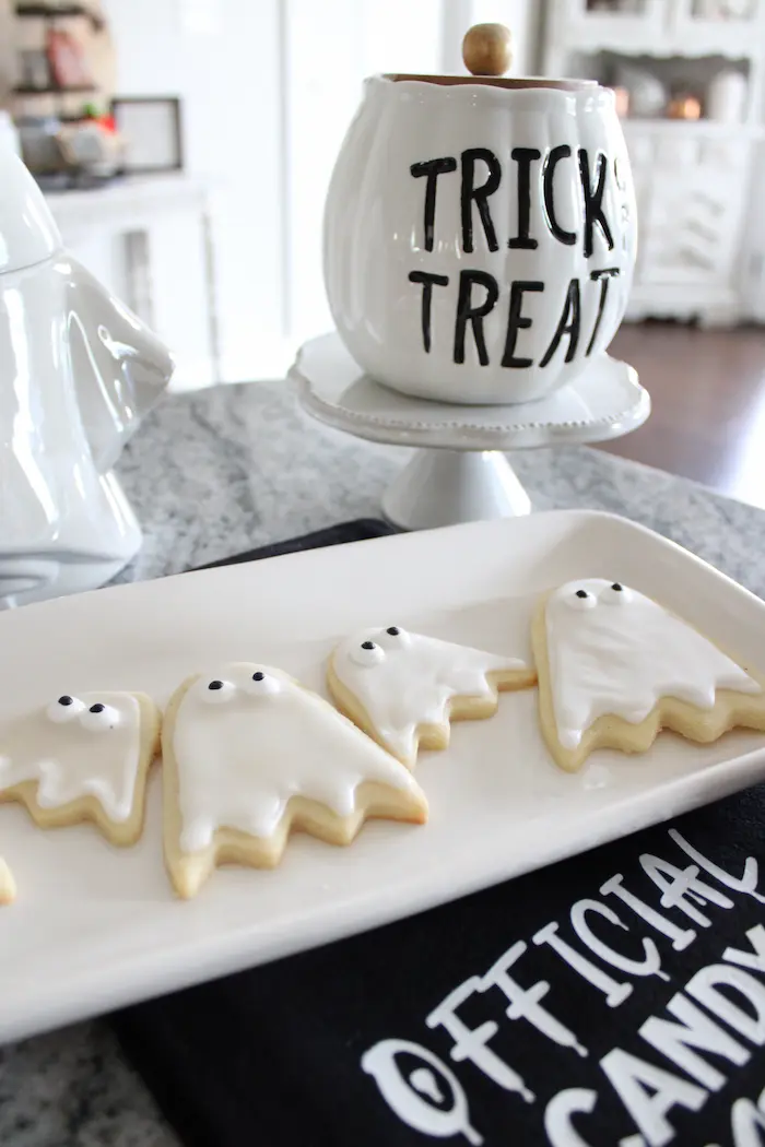 How to Decorate Halloween Cookies