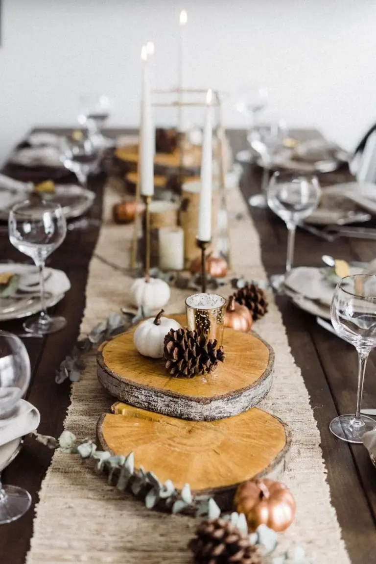 Thanksgiving Tablescapes Inspired by Autumn	