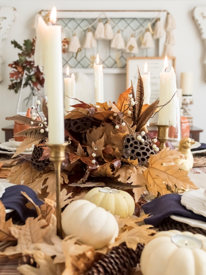 Thanksgiving Table Decorations with Fall Foliage	