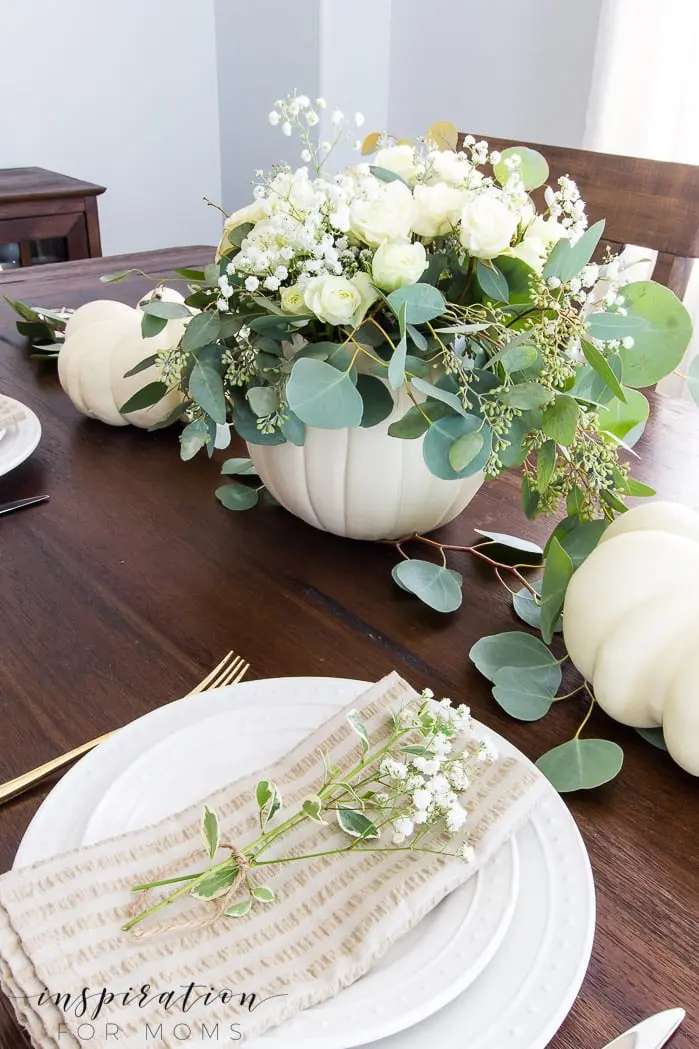 Elegant and Easy Thanksgiving Table Settings