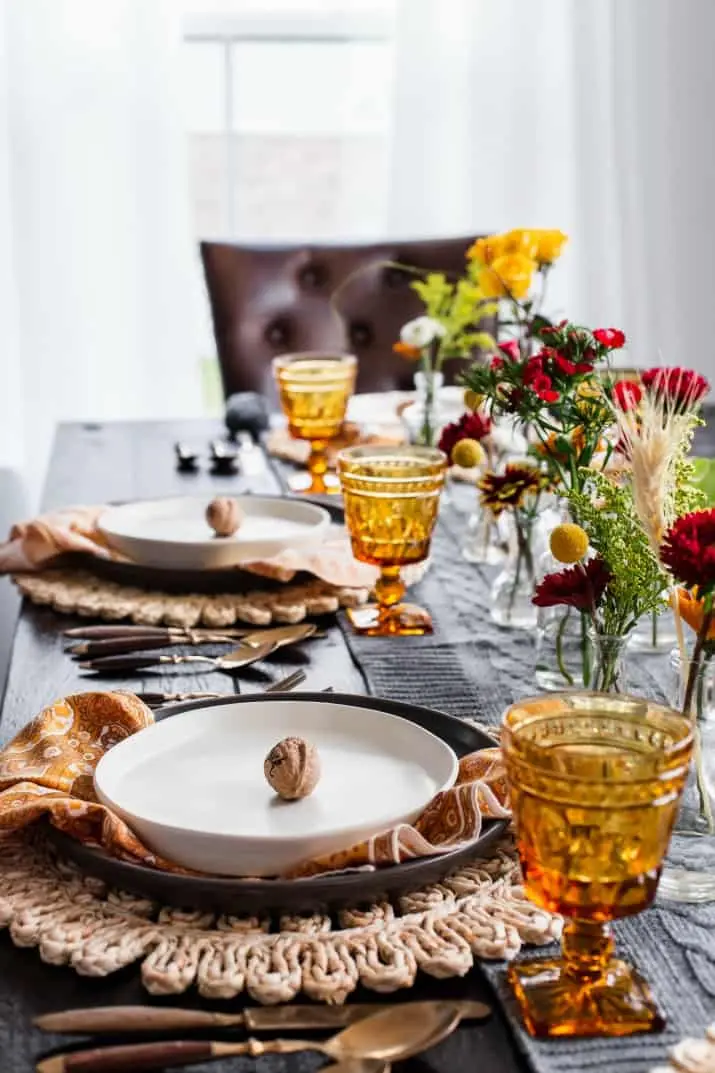 Thanksgiving Table Decoration Ideas to Set the Mood	